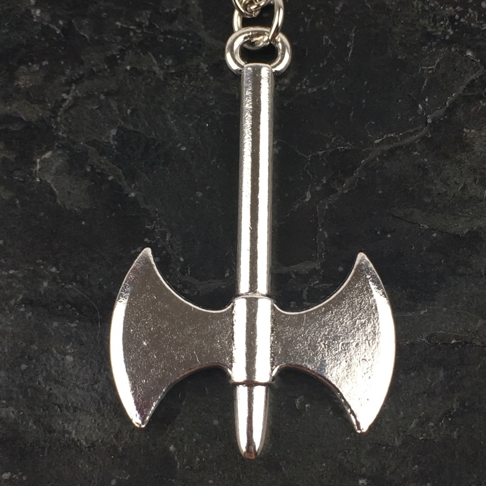 Metal Axe Fashion Pendant Necklace